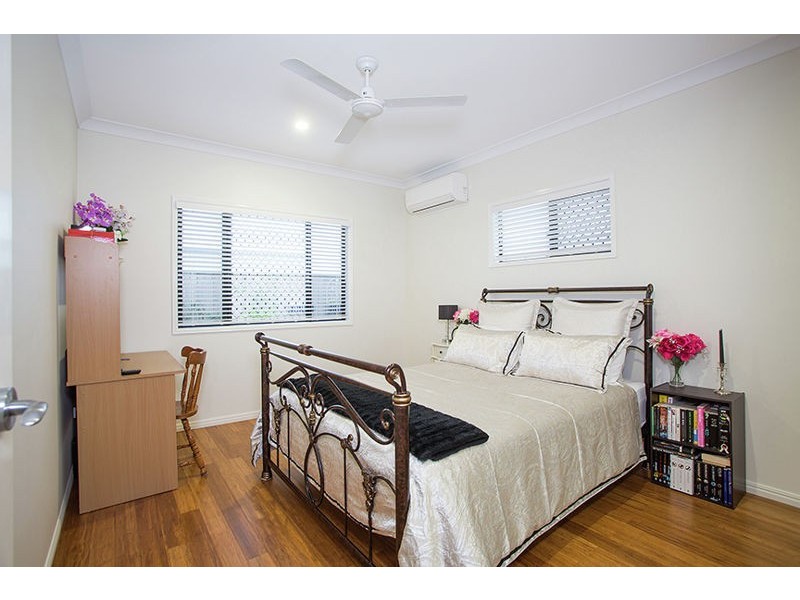 8 Kiber Place, Ooralea QLD 4740