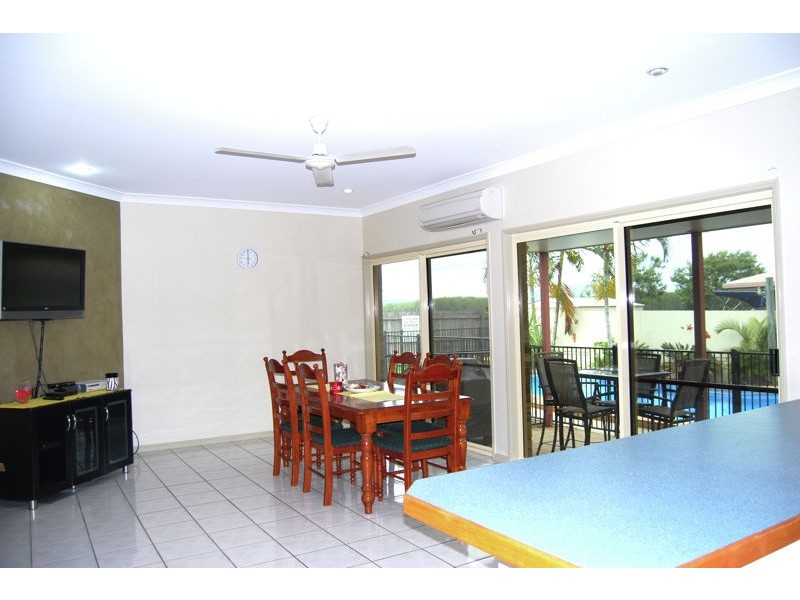 11 Royal Sands Bvl, Bucasia QLD 4750