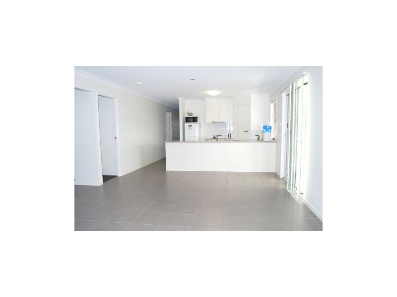 37 Superior Bvl, Andergrove QLD 4740