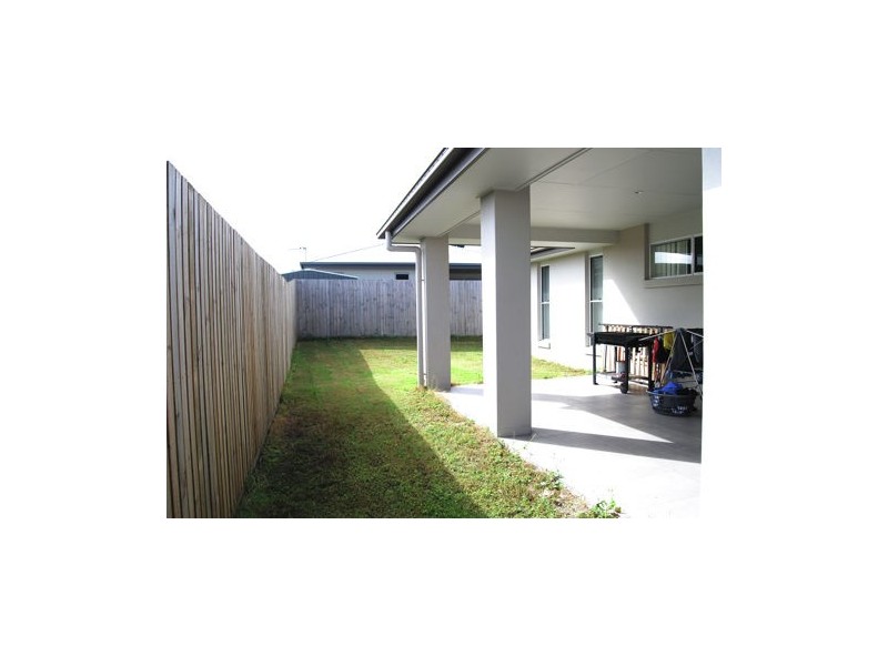 37 Superior Bvl, Andergrove QLD 4740