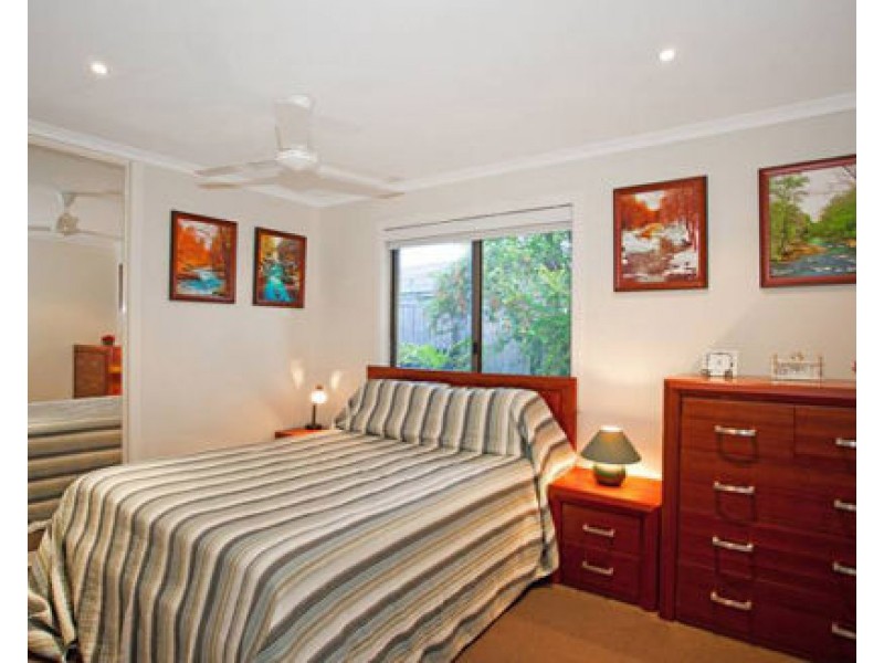 37 Pacific Dr, Blacks Beach QLD 4740