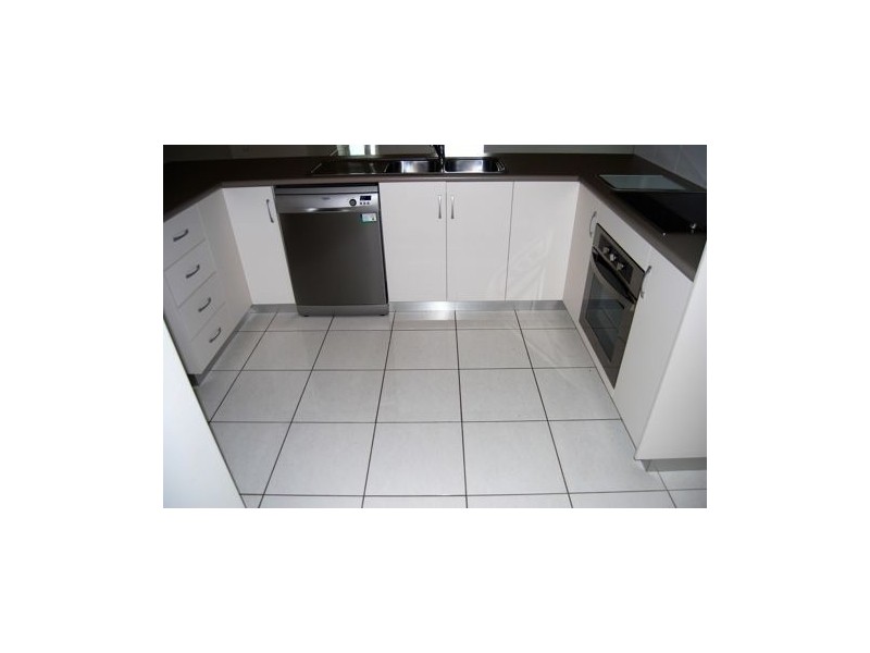 27 Alan, Marian QLD 4753