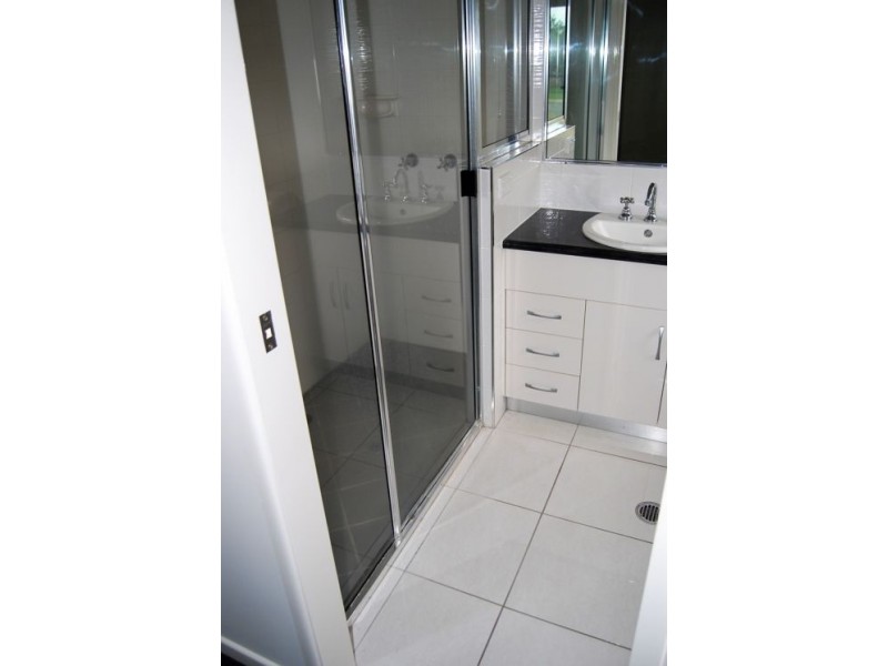 27 Alan, Marian QLD 4753