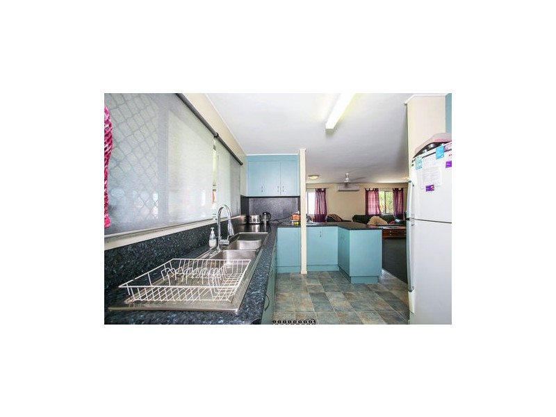 23 Lamb St, South Mackay QLD 4740