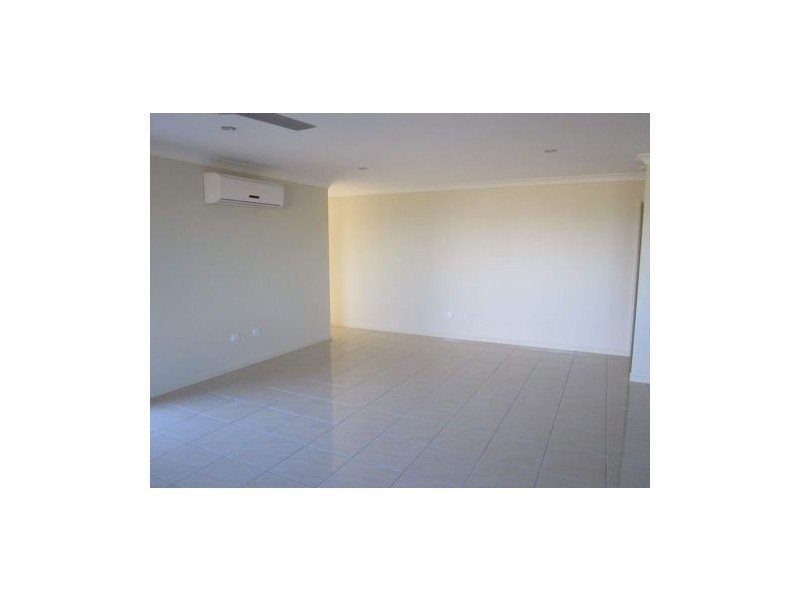 15 Amelia Drive, Mirani QLD 4754