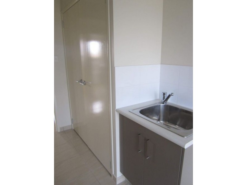 15 Amelia Drive, Mirani QLD 4754