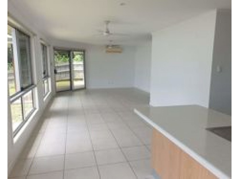 57B Jackson St, Sarina QLD 4737