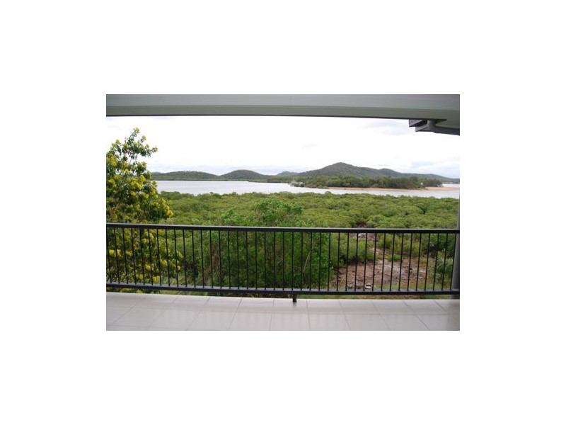 2/15 Hackett Street, Campwin Beach QLD 4737