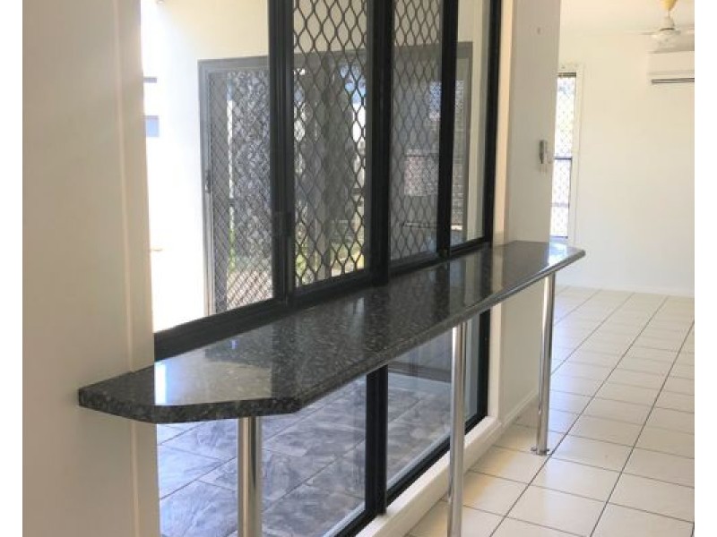 6 Fairmeadow Dr, Mount Pleasant QLD 4740