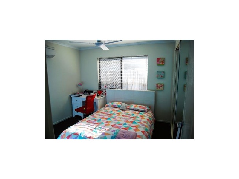 3 Vesta Lane, Ooralea QLD 4740