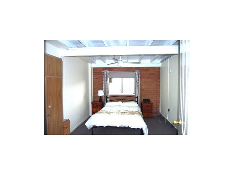 4 Zammit Street, North Mackay QLD 4740