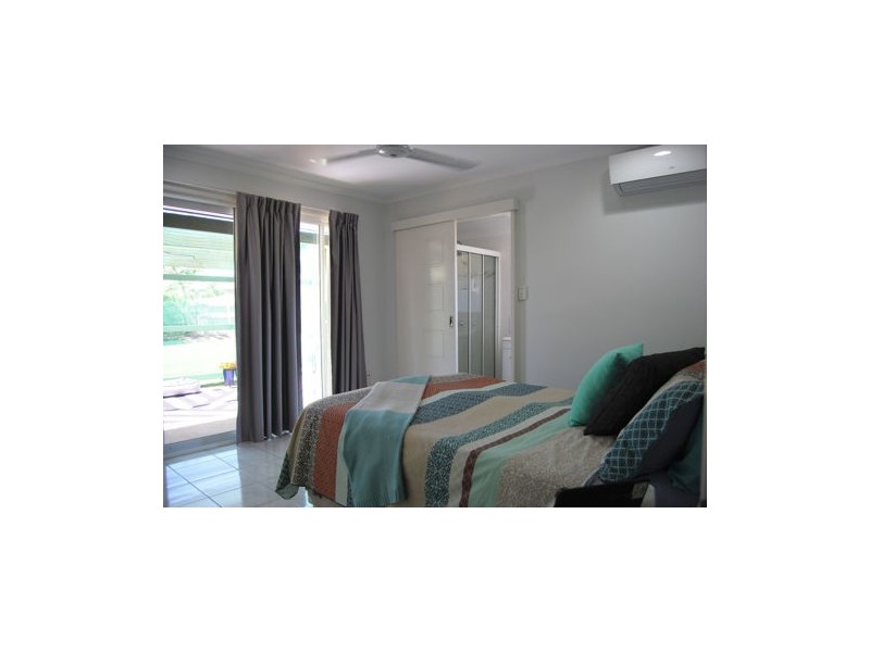 21 Avocado Crt, Beaconsfield QLD 4740