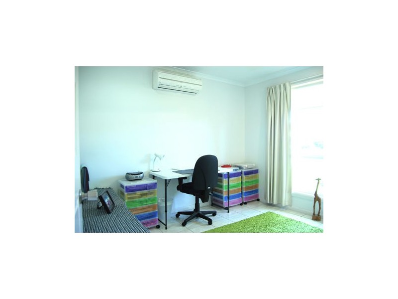 21 Avocado Crt, Beaconsfield QLD 4740