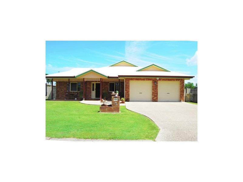 13 Chelsea Cr, Glenella QLD 4740