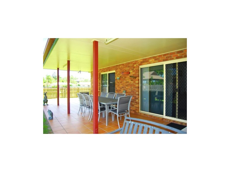 13 Chelsea Cr, Glenella QLD 4740