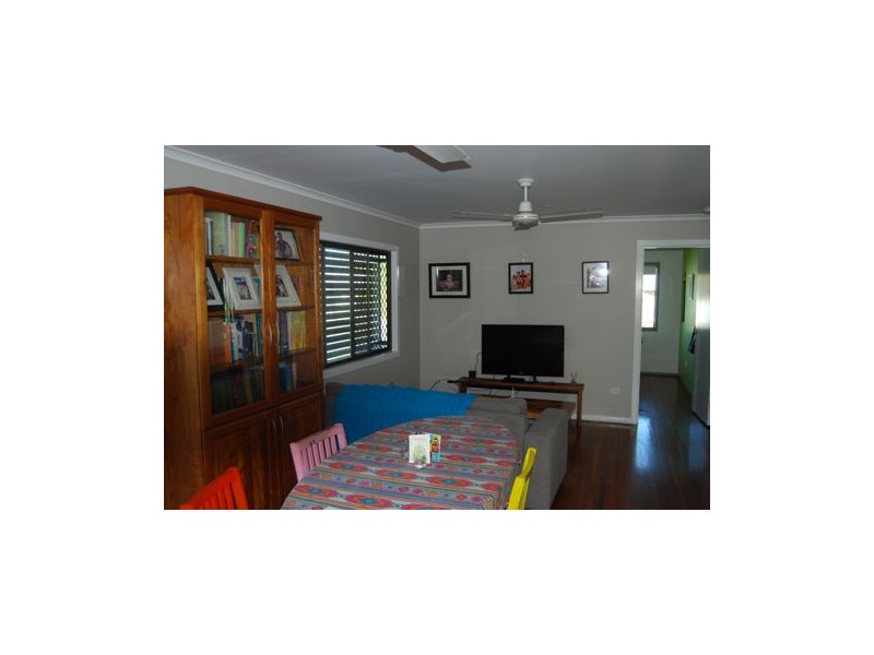 4 Tellin Street, Shoal Point QLD 4750