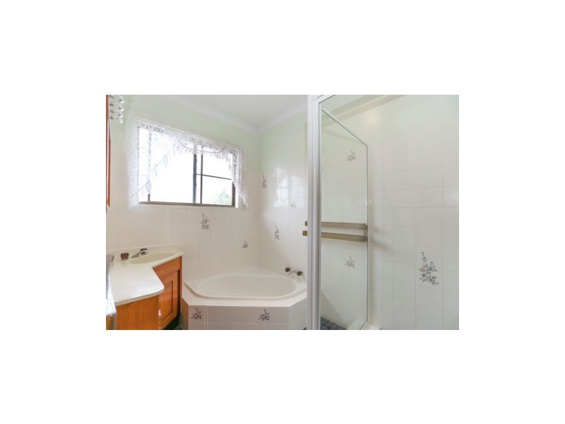 33 Hillside Terrace, Mount Pleasant QLD 4740