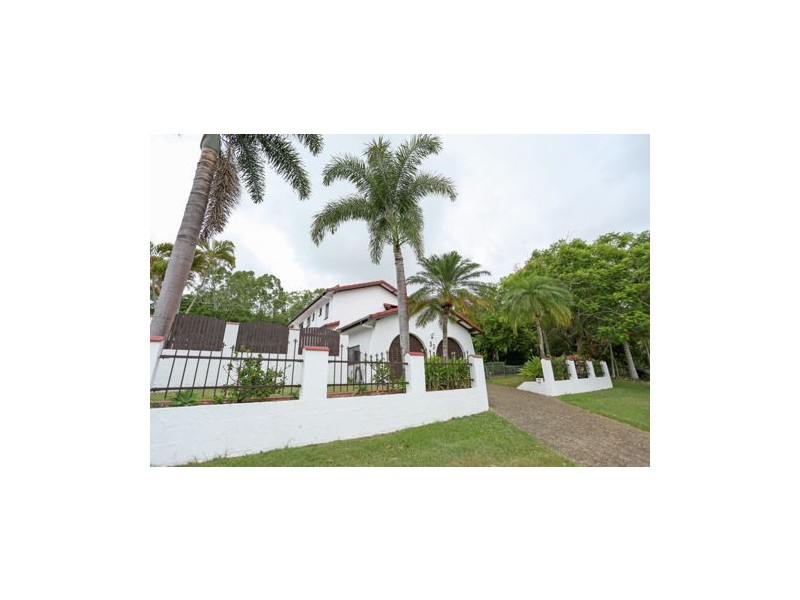 33 Hillside Terrace, Mount Pleasant QLD 4740