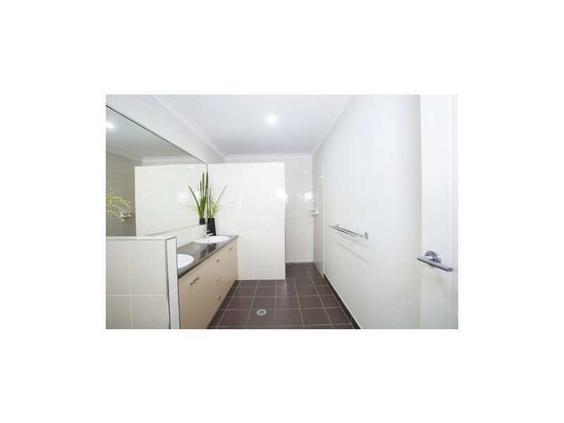 47 Hinze Crt, Rural View QLD 4740