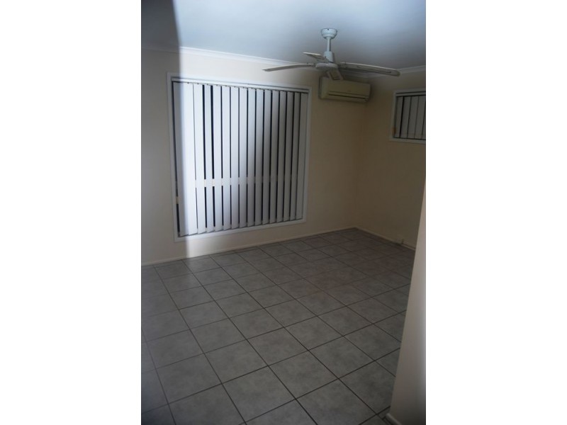 3 Abel Tasman Court, Rural View QLD 4740