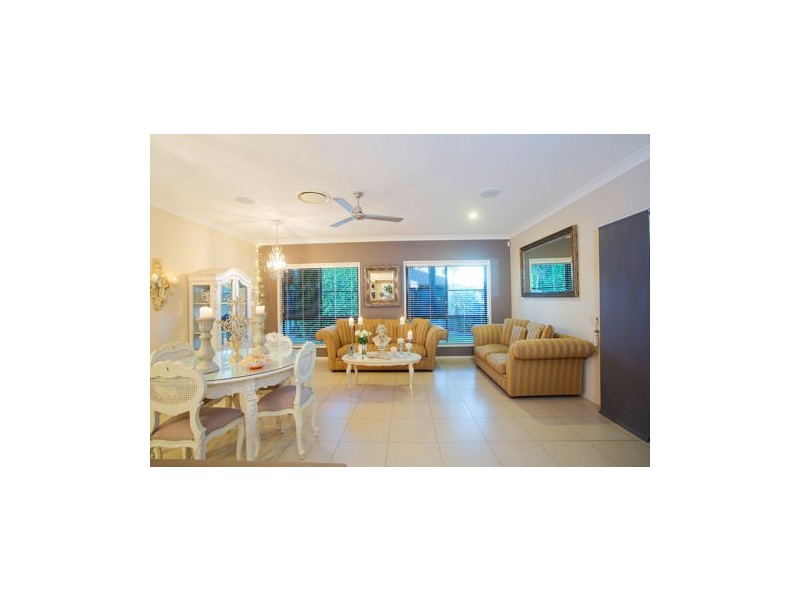 10 Miami Tce, Blacks Beach QLD 4740