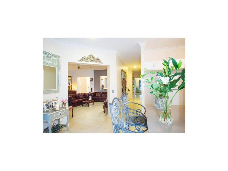 10 Miami Tce, Blacks Beach QLD 4740