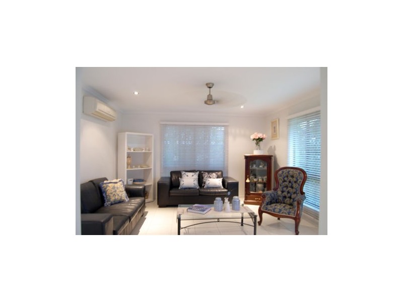 13 Murrays Rd, Glenella QLD 4740