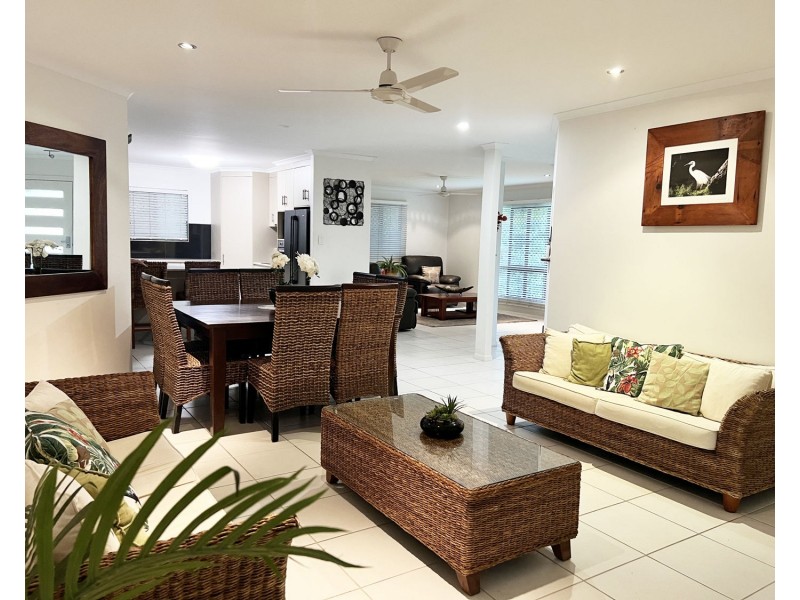 13 Murrays Rd, Glenella QLD 4740