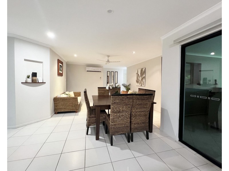 13 Murrays Rd, Glenella QLD 4740