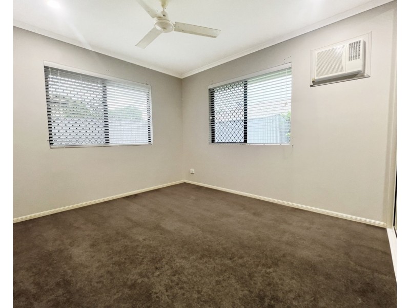 13 Murrays Rd, Glenella QLD 4740