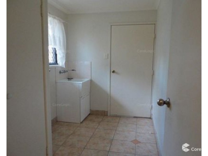 3 Elva Crt, Glenella QLD 4740