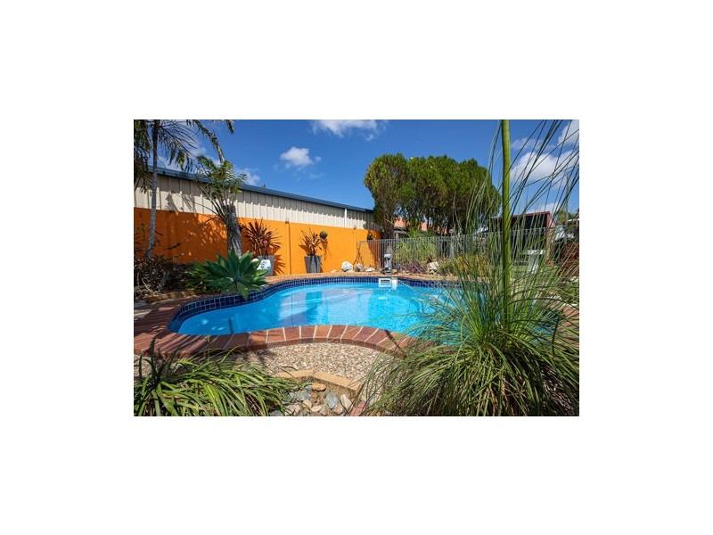 8 Skye Crt, Beaconsfield QLD 4740