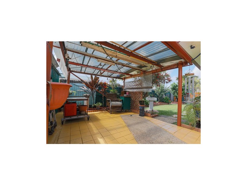 8 Skye Crt, Beaconsfield QLD 4740
