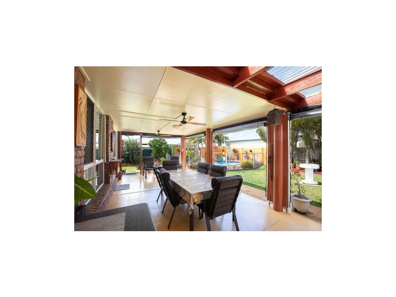 8 Skye Crt, Beaconsfield QLD 4740