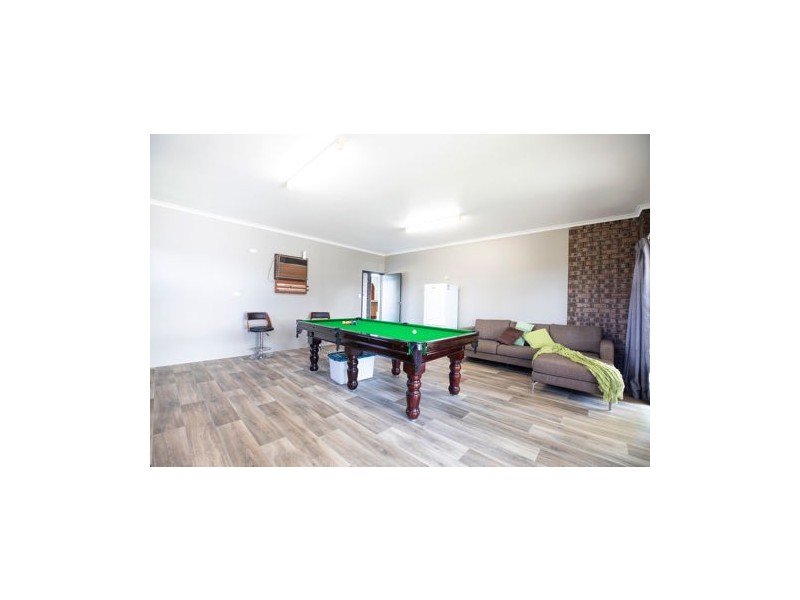 8 Murrays Rd, Mount Pleasant QLD 4740