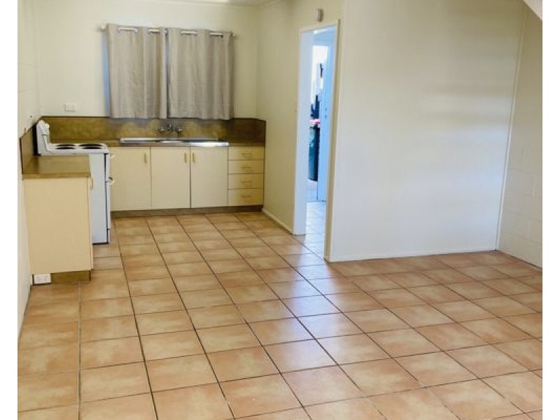 1/19 Thornber St, North Mackay QLD 4740