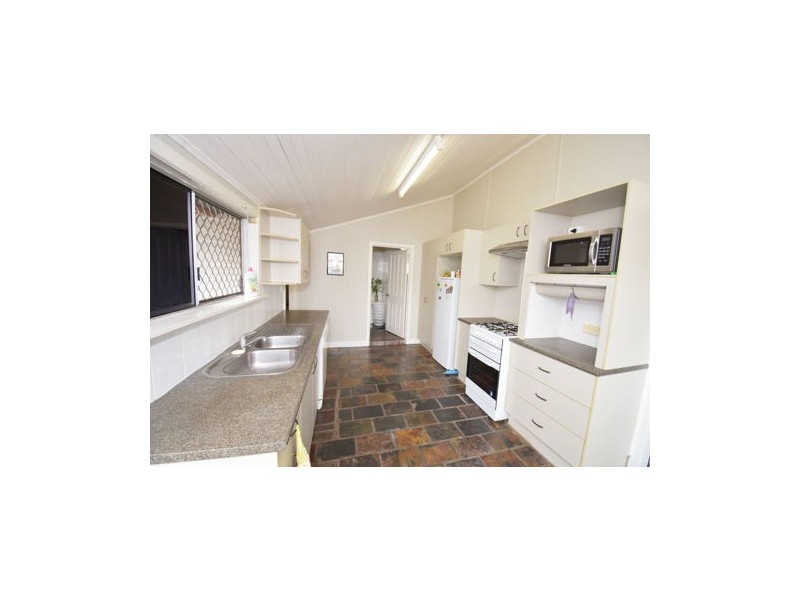 38 Canberra St, North Mackay QLD 4740