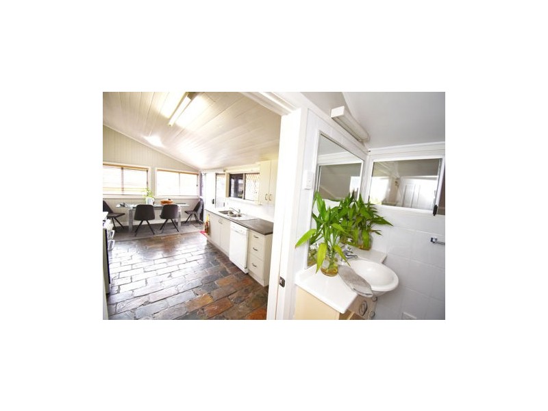 38 Canberra St, North Mackay QLD 4740