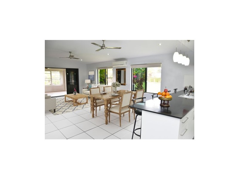 7 Roma Crt, Beaconsfield QLD 4740
