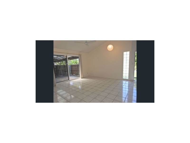 11 Linda St, Bucasia QLD 4750