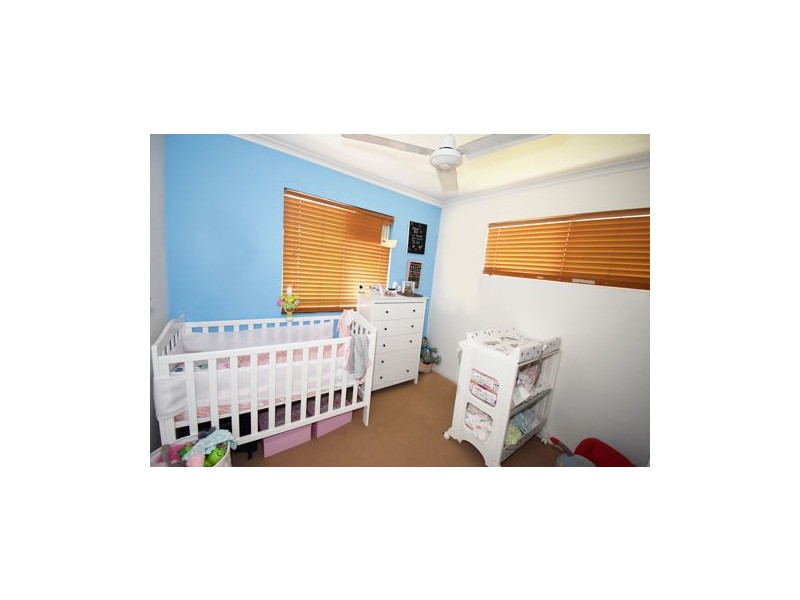 11 Linda St, Bucasia QLD 4750