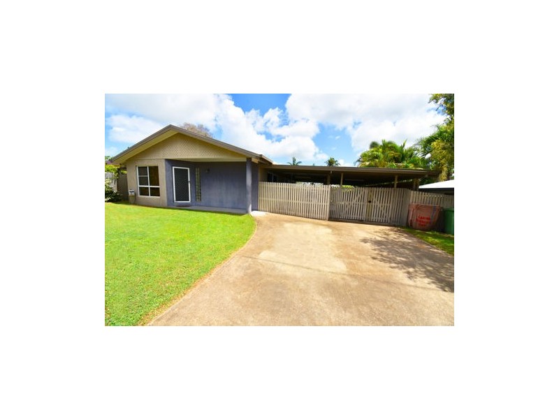 11 Linda St, Bucasia QLD 4750