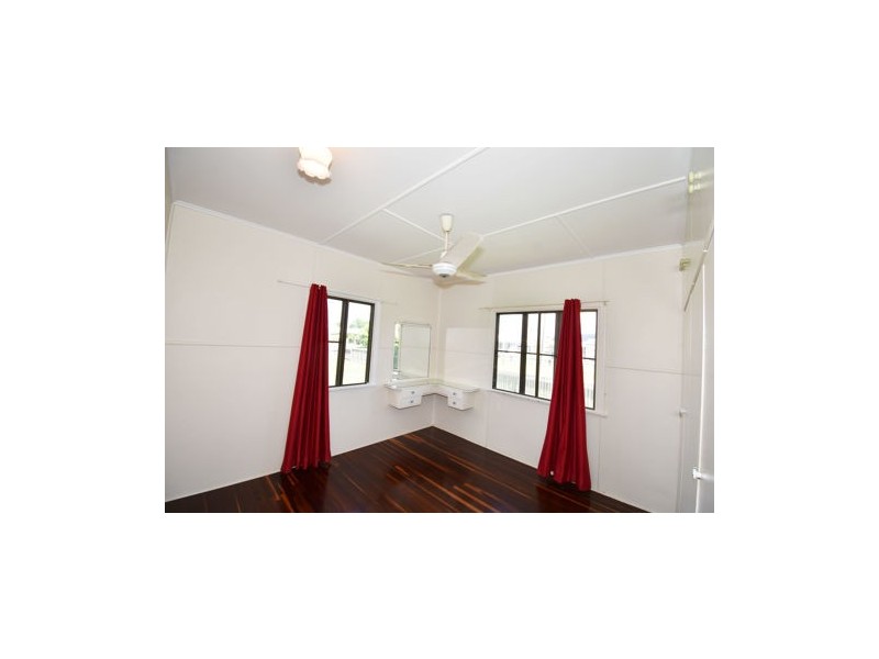 16 Bannister St, South Mackay QLD 4740