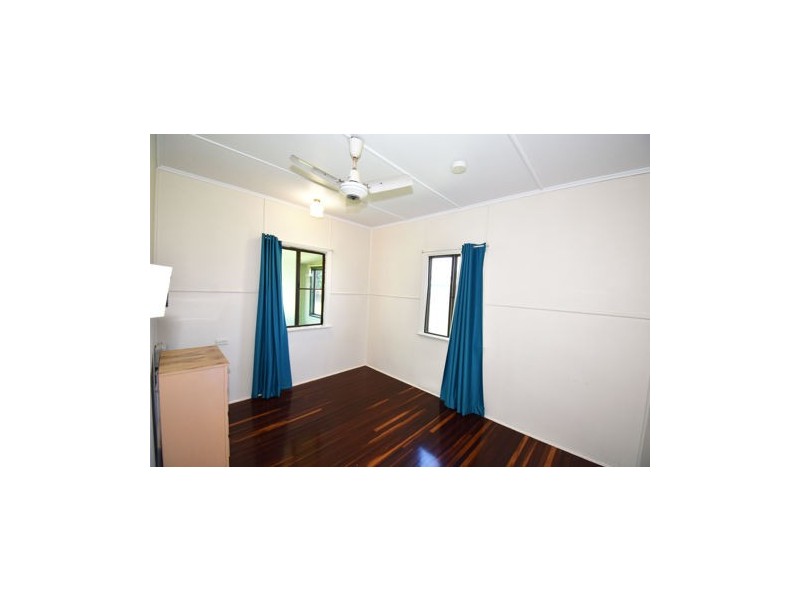 16 Bannister St, South Mackay QLD 4740