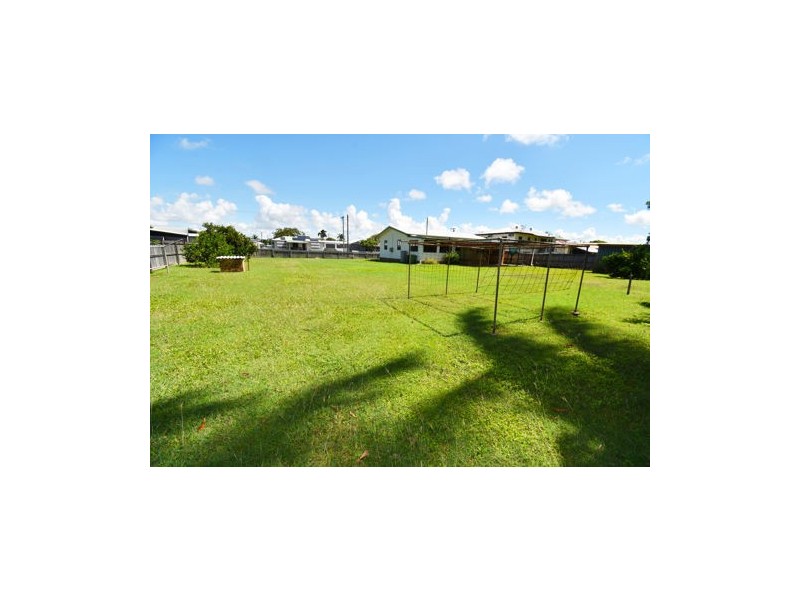 16 Bannister St, South Mackay QLD 4740
