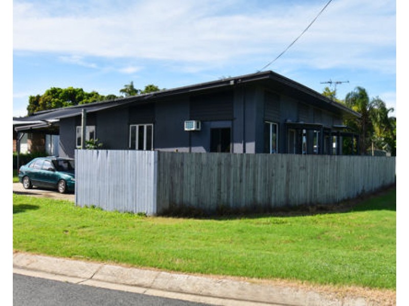 1/2 Johnson St, West Mackay QLD 4740