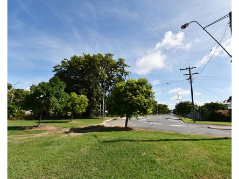 1/2 Johnson St, West Mackay QLD 4740