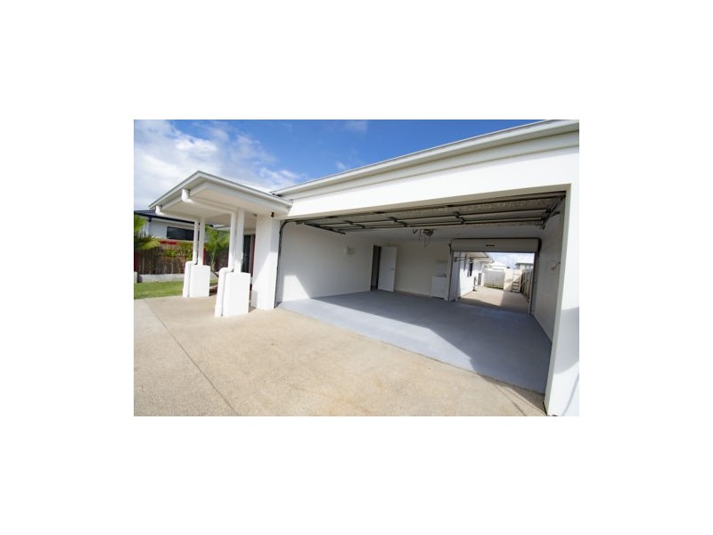 13 Somerset Dr, Andergrove QLD 4740