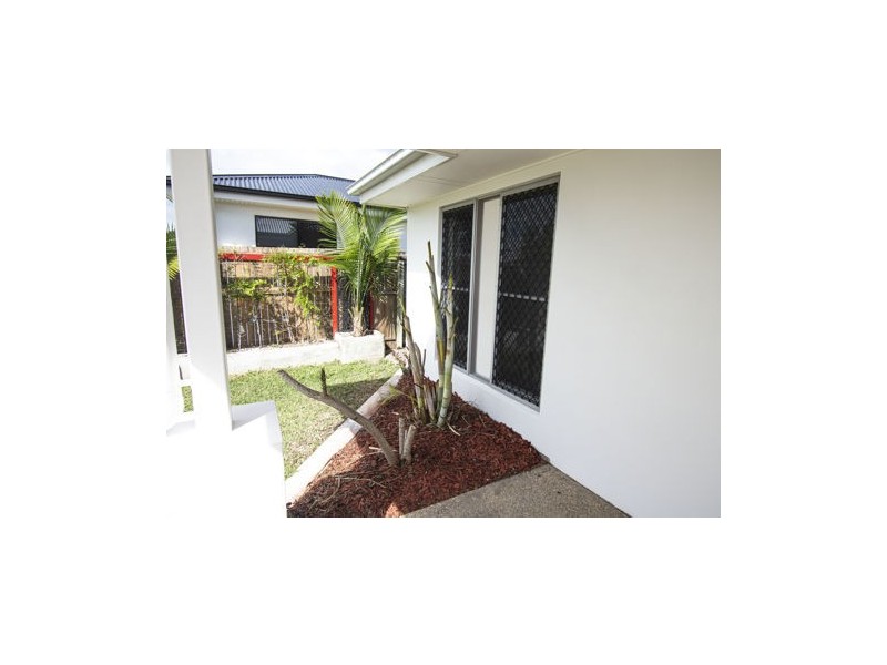 13 Somerset Dr, Andergrove QLD 4740