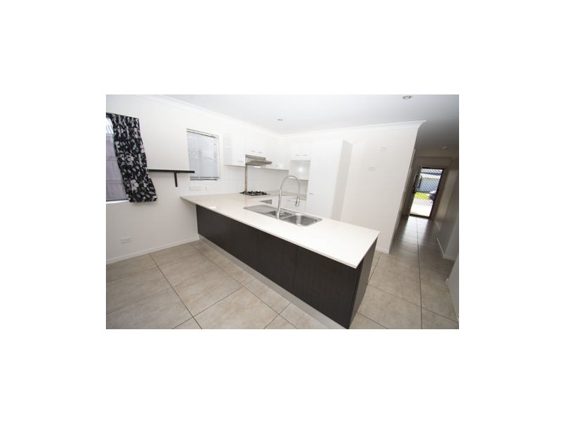 13 Somerset Dr, Andergrove QLD 4740